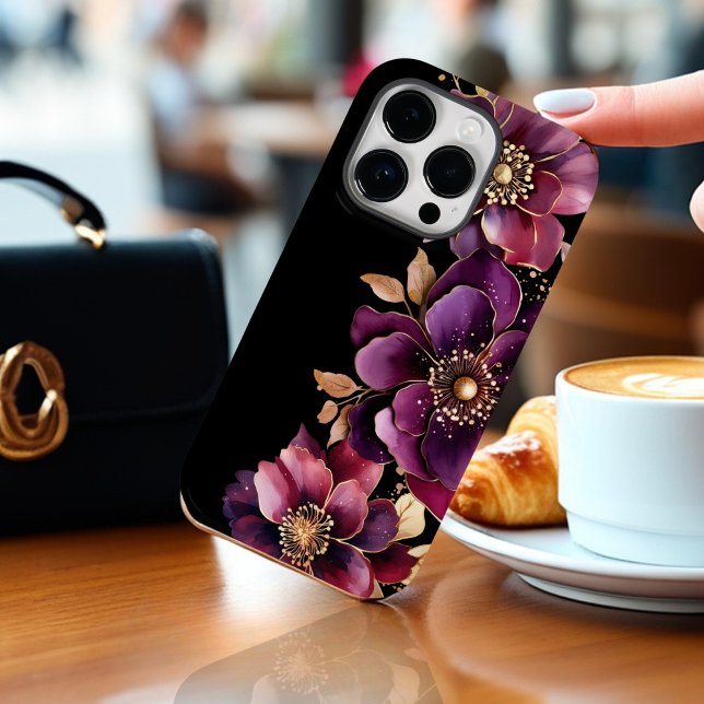 Schwarze Lila Blume Case-Mate iPhone 14 Pro Hülle (Black Purple Gold Floral Case-Mate iPhone Case)