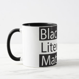 Schwarze Literatur spielt Tasse