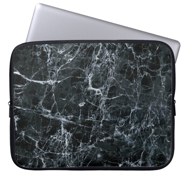 Schwarze Marmortextur Laptopschutzhülle (Vorderseite)