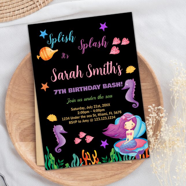 Schwarze Meerjungfrau auf Lila Muschel Einladungen (Black Mermaid Sit on Purple Shell Invitations)