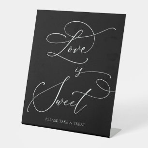 Schwarze Minimalistische Liebe ist Sweet Dessert B Sockelschild