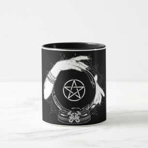 Schwarze mystische Wahrsagerin Mystischer Kristall Tasse