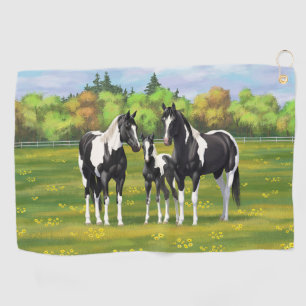 Schwarze Pinto Farbe Quarter Pferde im Sommer Weid Golfhandtuch
