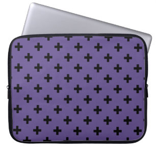 Schwarze Polka kreuzt auf Ultraviolett Laptopschutzhülle