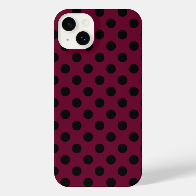 Schwarze Polka-Punkte auf Bordeaux iPhone 14 Plus Hülle (Rückseite)