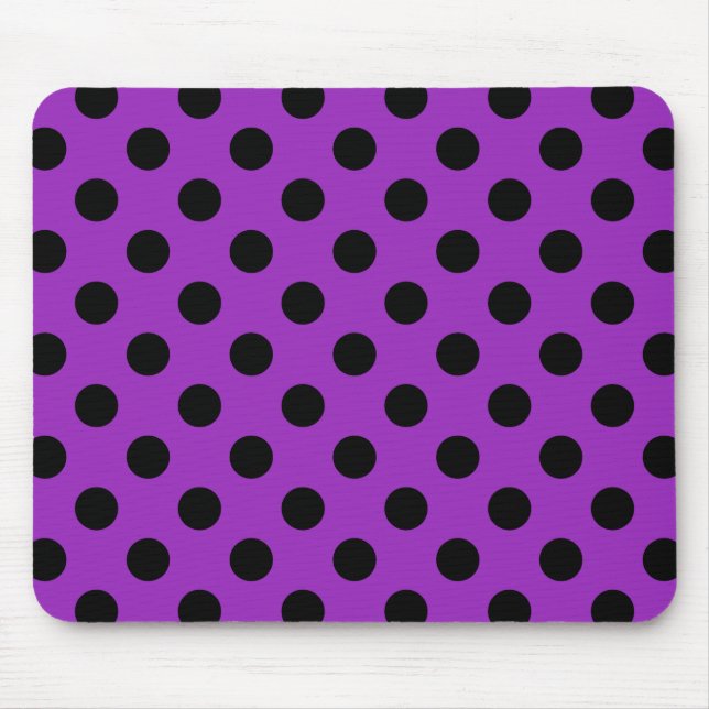 Schwarze Polka Punkte auf lila Mousepad (Vorne)