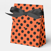 Schwarze Polka-Punkte auf Orange