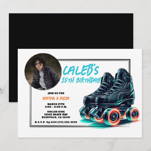 Schwarze Rollerblades mit blauen Glowrädern zum Ge Einladung