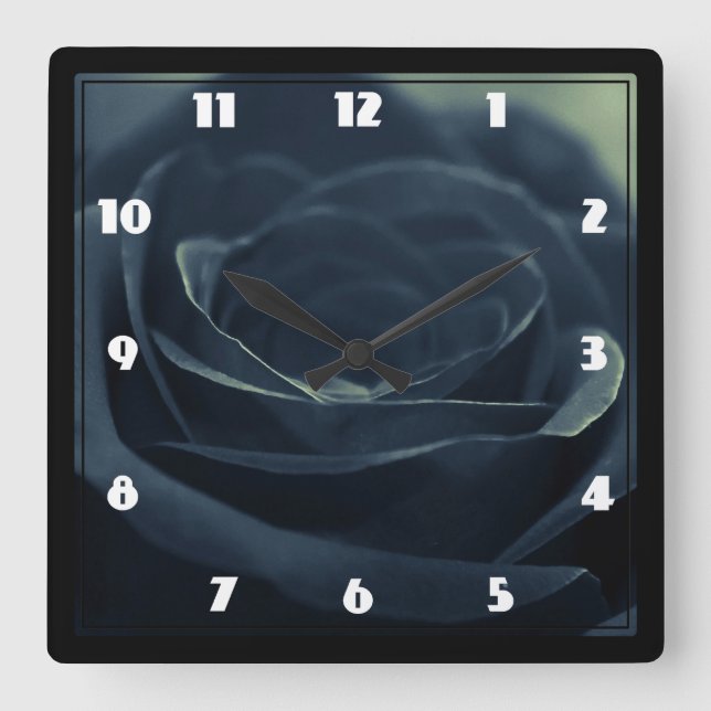 Schwarze Rose Dunkle Gotische Blume Foto Quadratische Wanduhr (Vorderseite)
