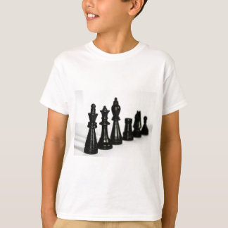 Schwarze Schach-Zahl bessert Perspektive aus T-Shirt