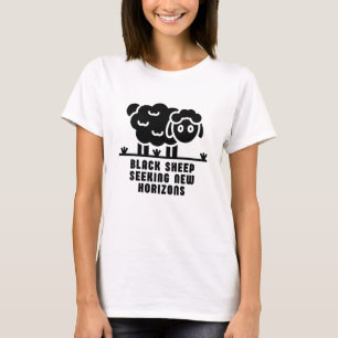 Schwarze Schafe auf der Suche nach neuen Horizonte T-Shirt