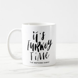 Schwarze Schrift Es ist Zeit für den Erntedank in  Kaffeetasse