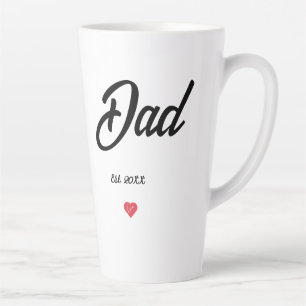 Schwarze Schriftart Established Dad Herz Milchtasse