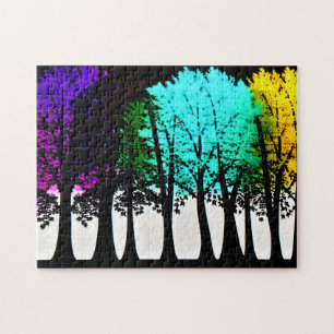Schwarze Silhouette Bäume mit Lila Aqua und Gelb