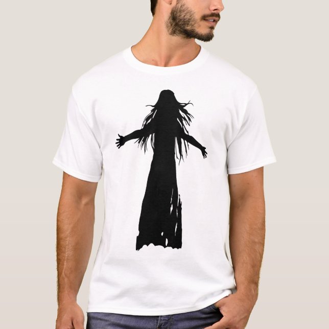 Schwarze Silhouette einer Frau mit langfließendem  T-Shirt (Vorderseite)