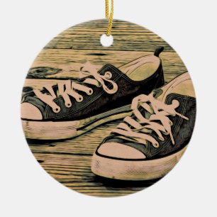 Schwarze Sneaker Keramik Ornament