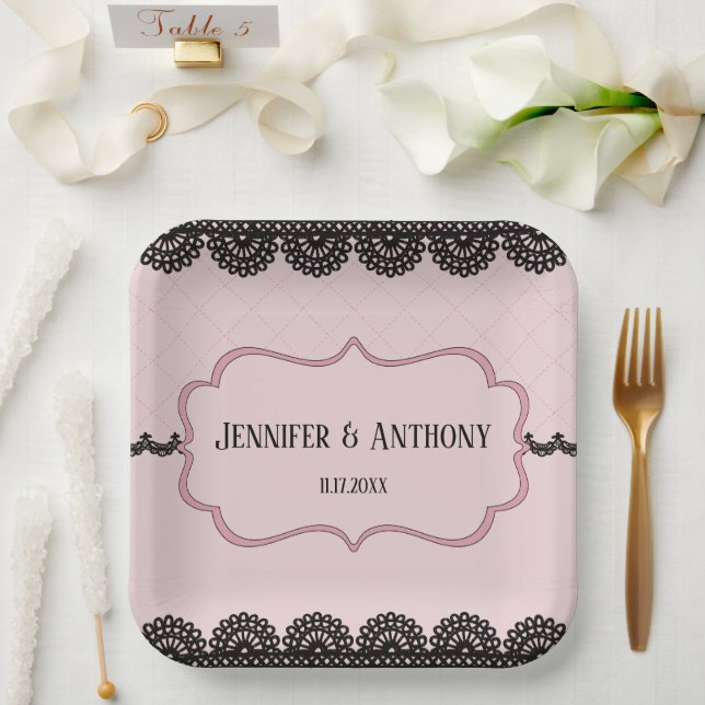 Schwarze Spitzen auf sanft rosa Braut Pappteller (Hochzeit)