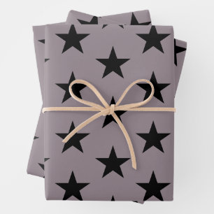 Schwarze Sterne auf dem Lavendel Geschenkpapier Set