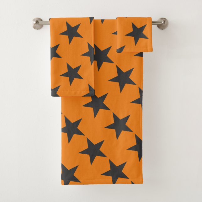 Schwarze Sterne auf Pumpkin Orange Badhandtuch Set (Insitu)