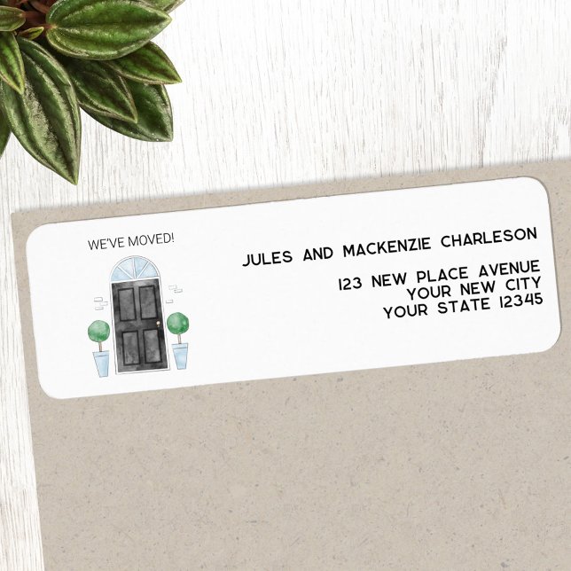 Schwarze Tür haben wir neue Zuhause-Rücksendeadres (Watercolor front door we've moved new home announcement return address label)