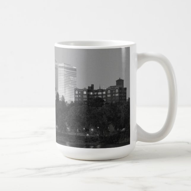 Schwarze u. weiße Tulsaskyline-Tasse Kaffeetasse (Rechts)