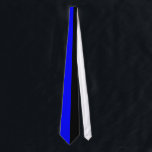 Schwarze und Blau-aufgeteilte Farbe Krawatte<br><div class="desc">Eigenschaften dieses Produktes ein einfacher Spaltefarbentwurf in einem klassischen schwarzen und blauen Farbschema.</div>