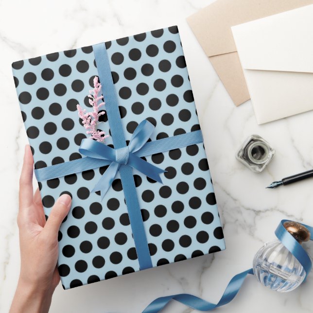 Schwarze und blaue Punkte Geschenkpapier (Schenken)