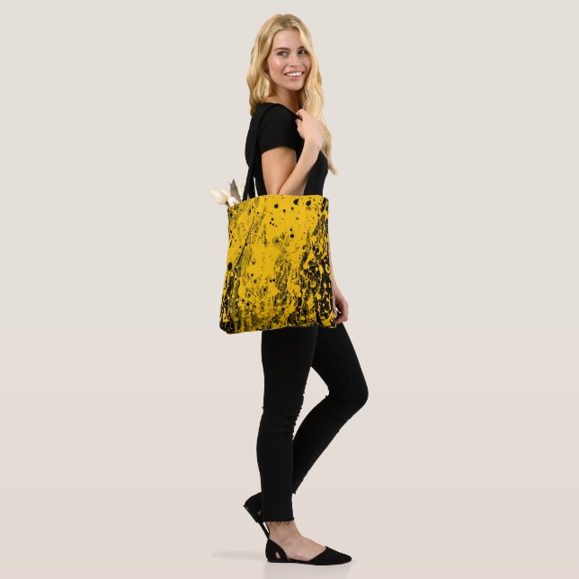 Schwarze und gelbe Farbspritzer Tasche (Am Model)
