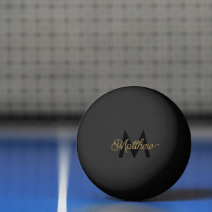 Schwarze und goldene Typografie Hinzufügen von Nam Tischtennisball