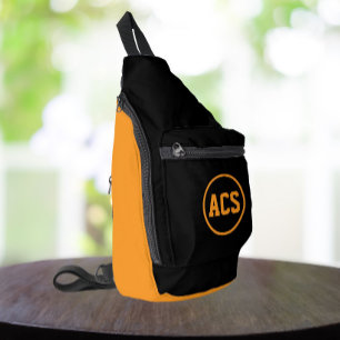 Schwarze und orange Schulfarben und Buchstaben Crossbody Bag