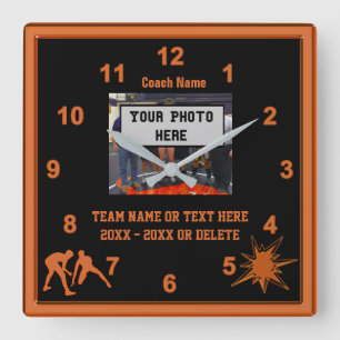 Schwarze und orange Wrestling-Trainer-Geschenke Quadratische Wanduhr