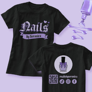 Schwarze und violette gothische Nägel-Buchstaben-N T-Shirt