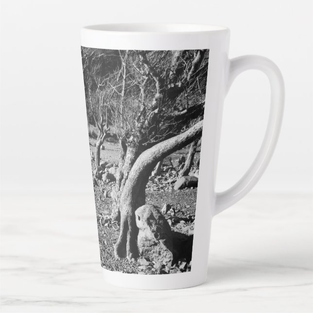 SCHWARZE UND WEISSE BÄUME MILCHTASSE (Rechts)