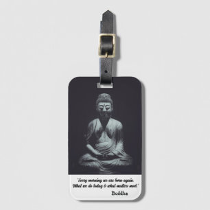 Schwarze und weiße Buddha-Skulptur mit Zitat Gepäckanhänger