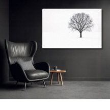 Schwarze und weiße minimalistische Baumkunst