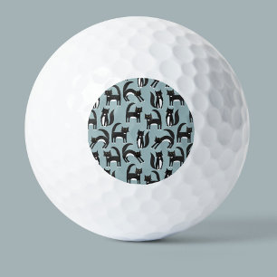 Schwarze und weiße Tuxedo Katzen Golfball
