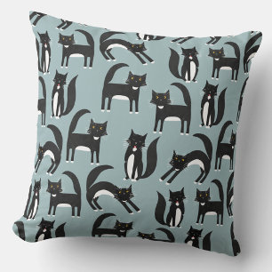 Schwarze und weiße Tuxedo Katzen Kissen