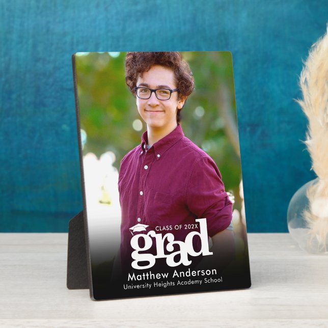 Schwarzer Abschluss Foto Weiße Typografie Minimali Fotoplatte (Von Creator hochgeladen)