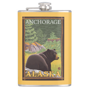 Schwarzer Bär im Wald - Anchorage, Alaska Flachmann