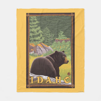 Schwarzer Bär im Wald - Idaho Fleecedecke