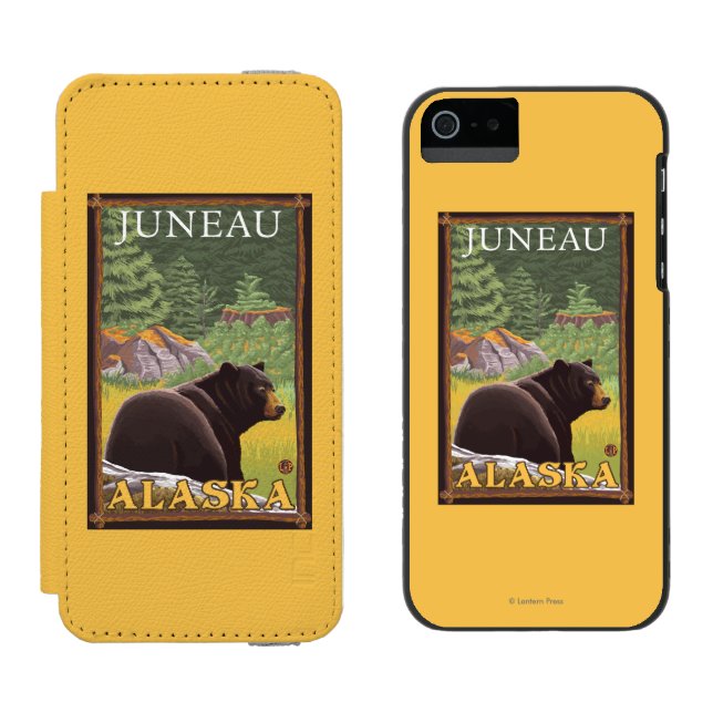Schwarzer Bär im Wald - Juneau, Alaska Incipio iPhone Geldbeutel-Hülle (Seite an Seite)
