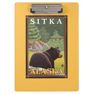 Schwarzer Bär im Wald - Sitka, Alaska Klemmbrett