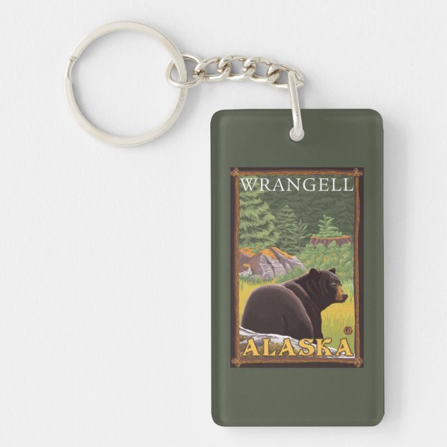 Schwarzer Bär im Wald - Wrangell, Alaska Schlüsselanhänger (Vorderseite)