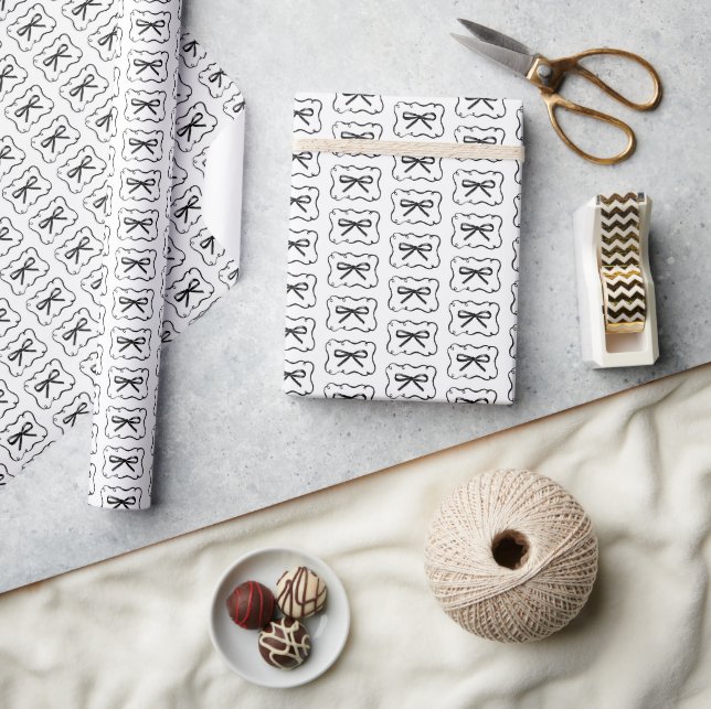 Schwarzer Bogen und Lockenbandrahmen Chic Whimsica Geschenkpapier (Kunsthandwerk)