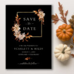 Schwarzer Fall Wasserfarbenblütenhochzeit Save The Date<br><div class="desc">Schwarzer Fall Wasserfarbe Blumenhochzeit Speichern Sie das Datum. Diese elegante und rustikale rettetest-the-date-Karte bietet handbemalte Aquarelltöne in Orange und Terracotta-Blätter sowie cremefarbene und beige Dahlien für Herbst- oder Herbsthochzeiten!</div>