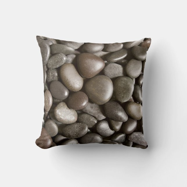 Schwarzer Fluss Felsen Natur Zen Pebble Kissen (Vorderseite)