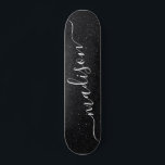 Schwarzer Glitzer Shimmer Benutzerdefinierter Pers Skateboard<br><div class="desc">Schwarzer Glitzer Shimmer Custom Personalisiert Name Skateboard verfügt über einen modernen Schwarzen Glitzer Schimmer mit Ihrem personalisierten Namen in der Mitte. Entworfen von ©Evco Studio www.zazzle.com/store/evcostudio</div>