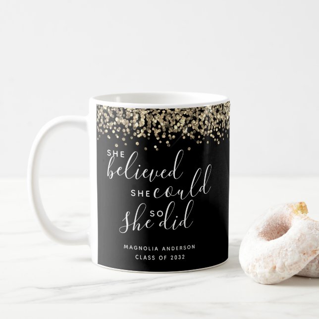 Schwarzer Glitzer, von dem sie glaubte, sie könne  Kaffeetasse (Mit Donut)