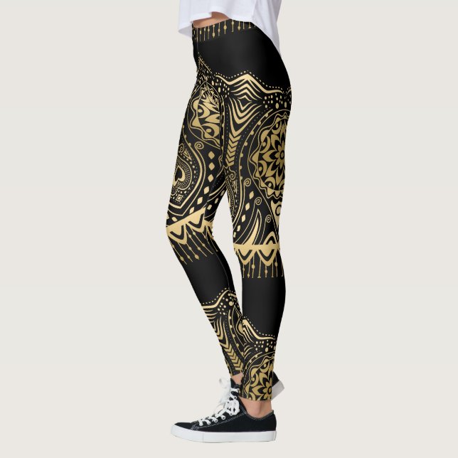 Schwarzer Hintergrund für die goldene Spitze Leggings (Links)