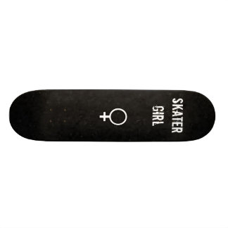 Schwarzer Hintergrund, weibliches Symbol, Skater, Skateboard